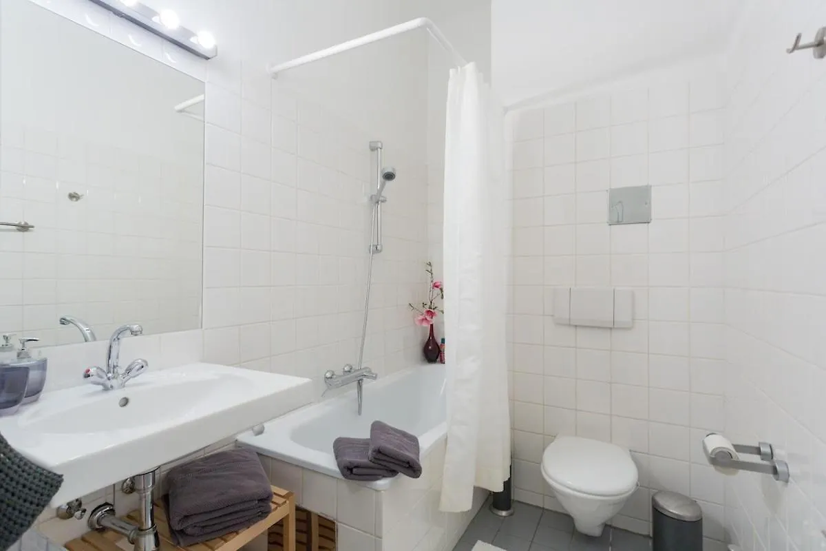 Sehr Zentrales Stadtapartment - Nice Central City Apartment Vienna Austria