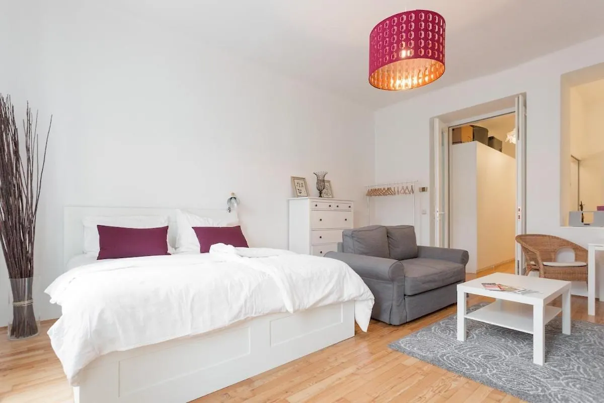 Sehr Zentrales Stadtapartment - Nice Central City Apartment Vienna Austria